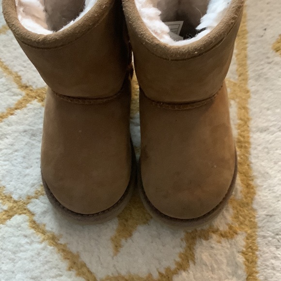 EUC UGG boots - Picture 5 of 6